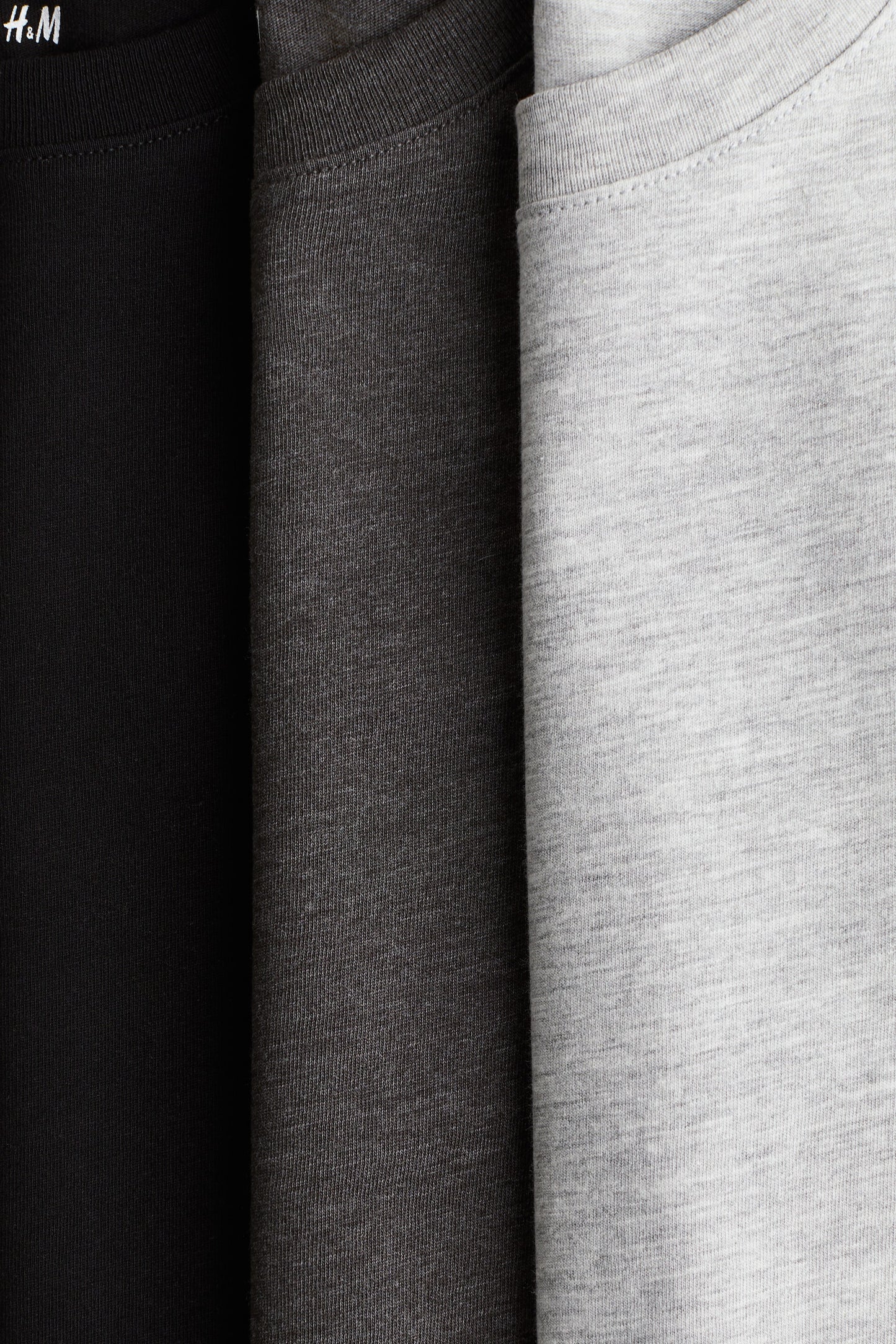 SET DE CAMISETAS H&M