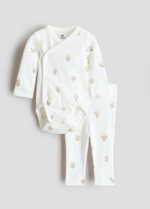 SET MAMELUCO H&M