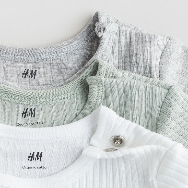 SET DE MAMELUCOS H&M