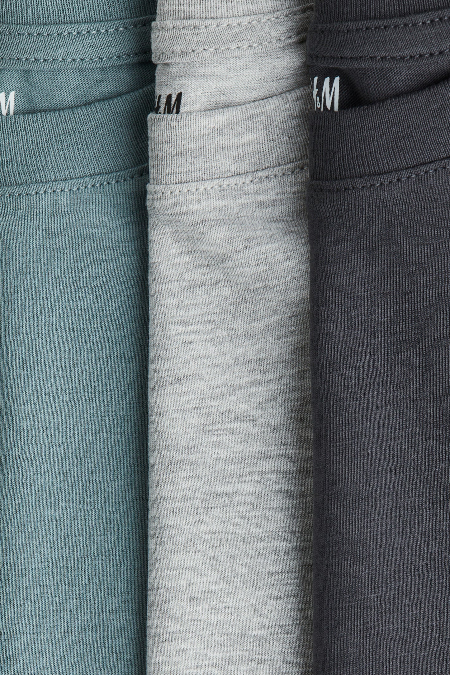 SET DE CAMISETAS H&M