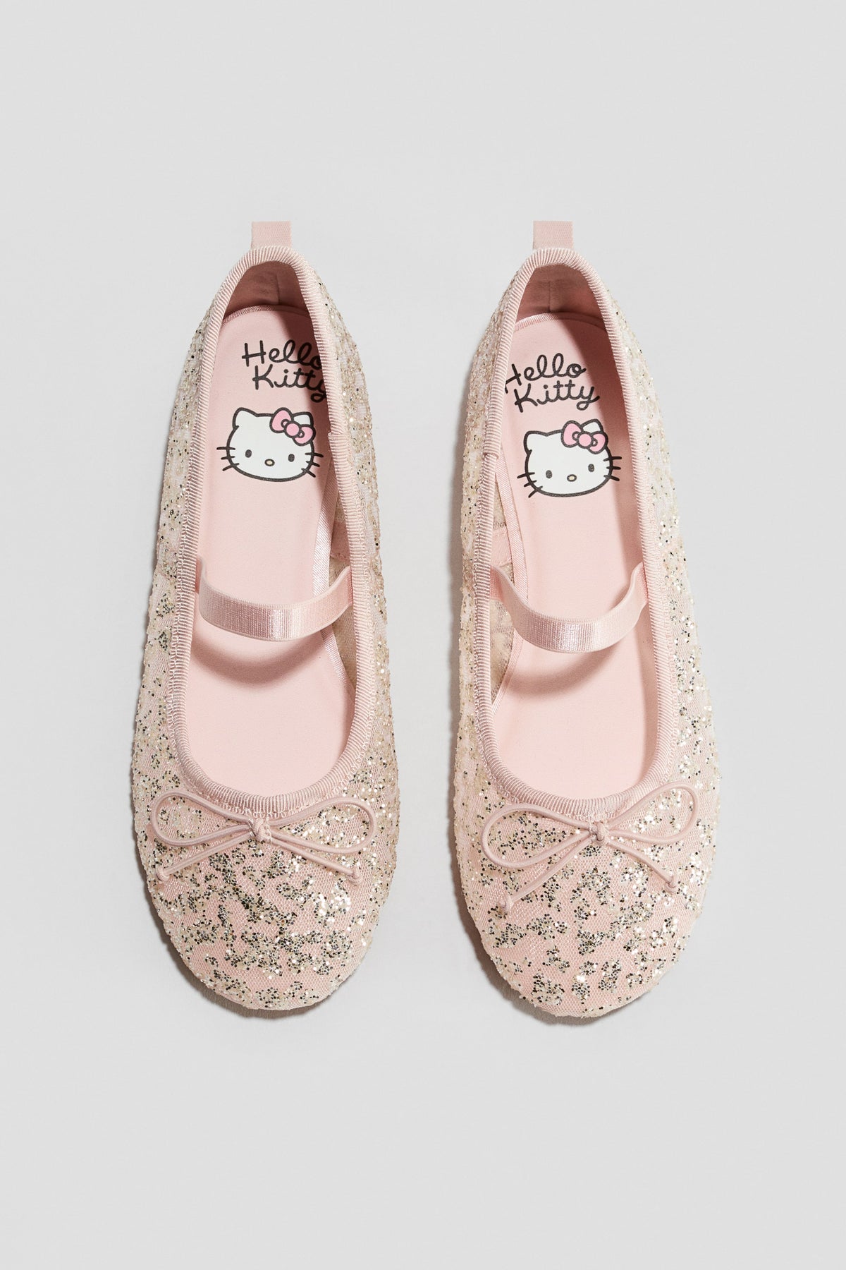 ZAPATILLAS DE HELLO KITTY
