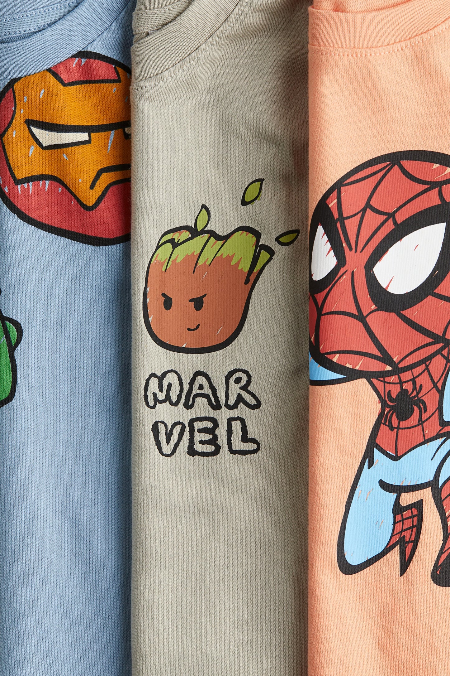 SET DE 3 CAMISETA DE SPIDERMAN H&M